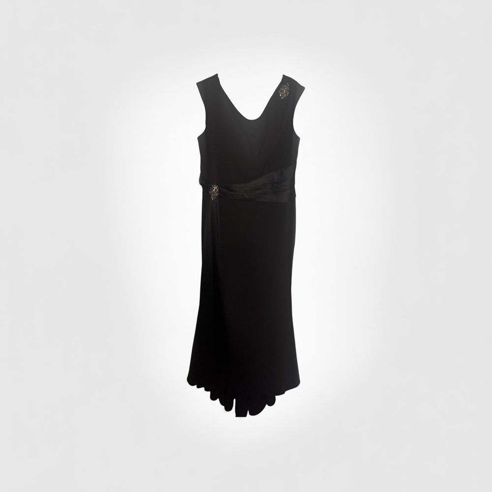Chic Black Maxi Dress